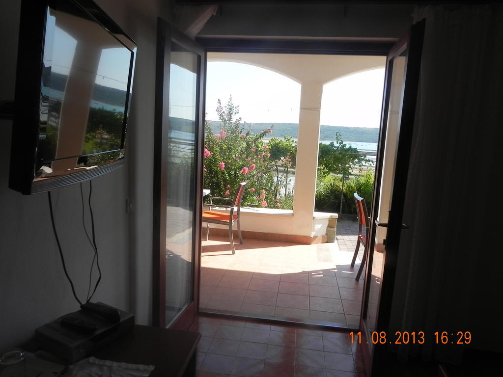 Rooms And Apartments Roza Portoroz Bagian luar foto