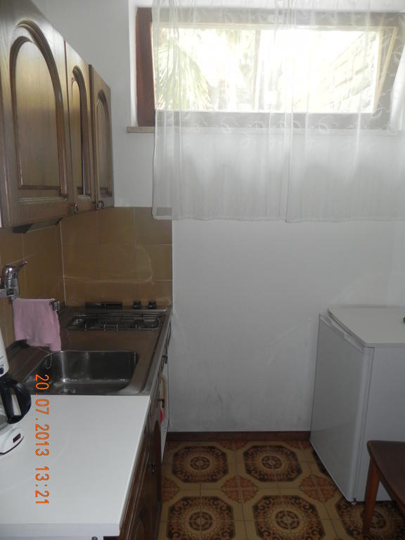 Rooms And Apartments Roza Portoroz Bagian luar foto